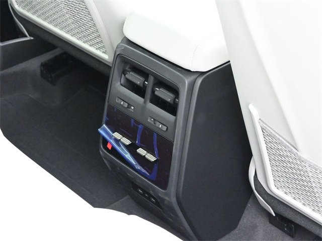 New 2025 Porsche Macan Turbo Electric image 25