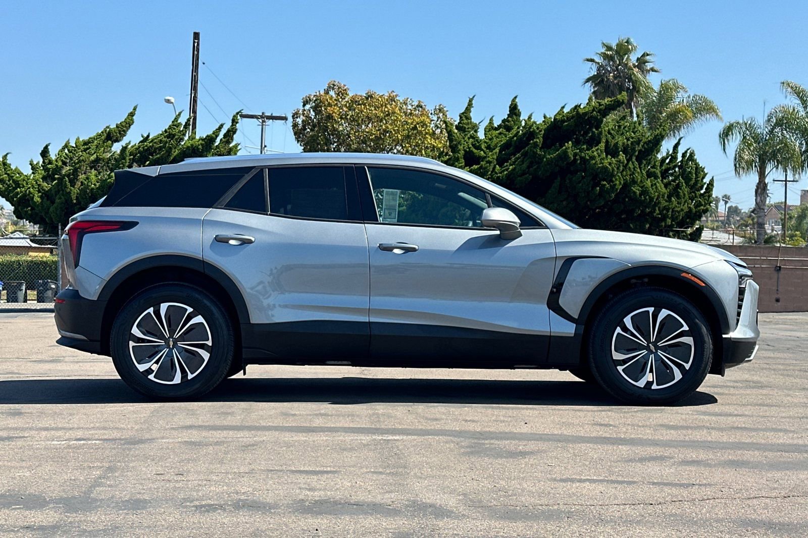 New 2025 Chevrolet Blazer EV LT image 3