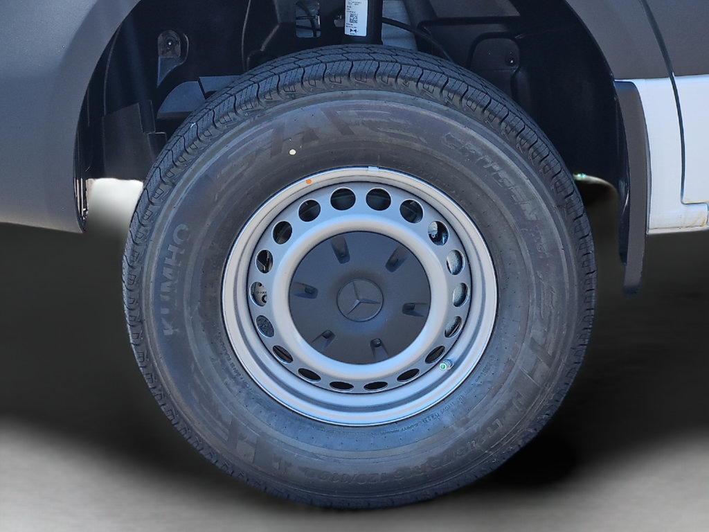 New 2026 Mercedes-Benz Sprinter 2500 image 9