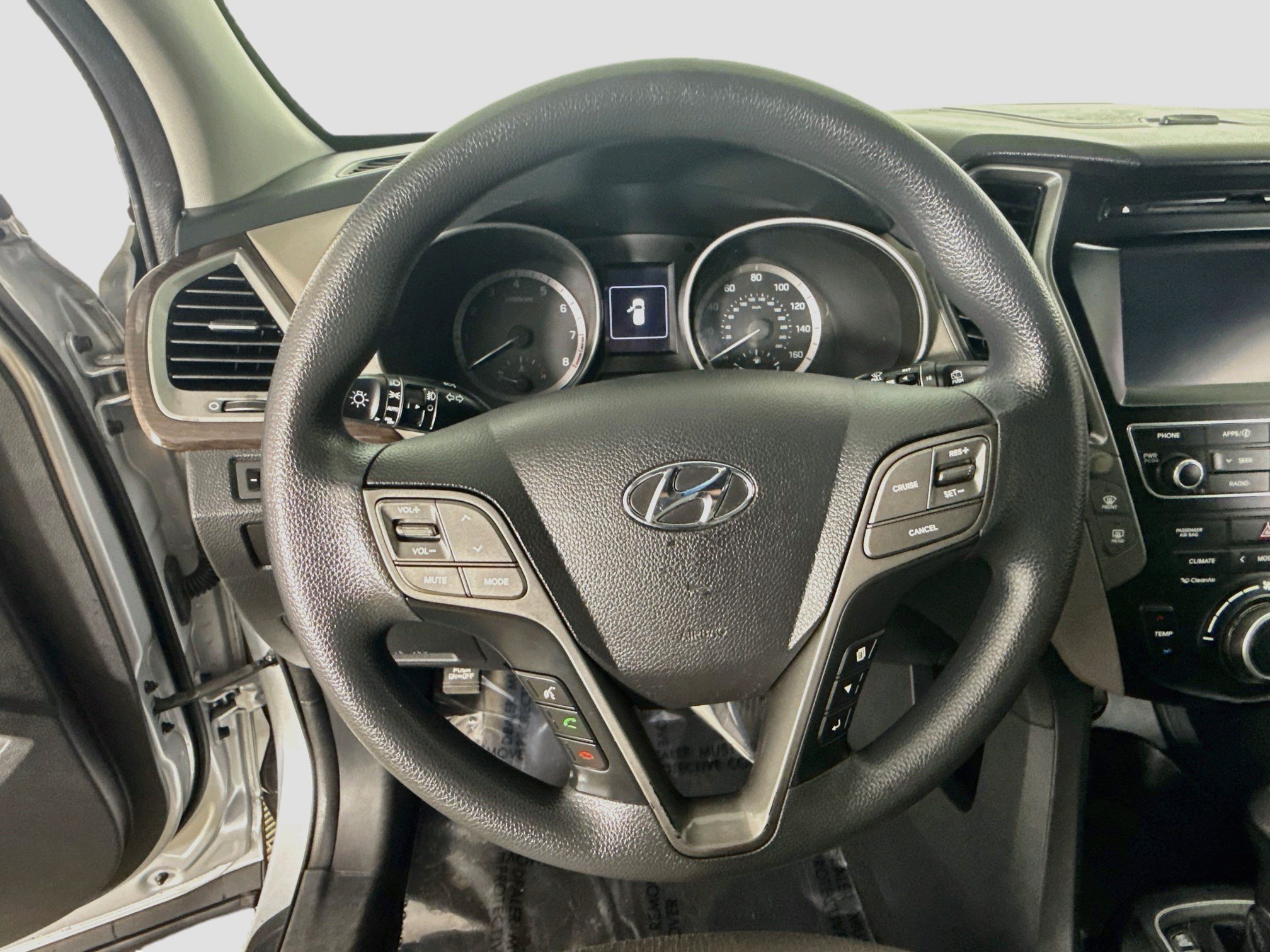 Used 2018 Hyundai Santa Fe Sport w/ 2.4L Value Package 02 FWD image 13
