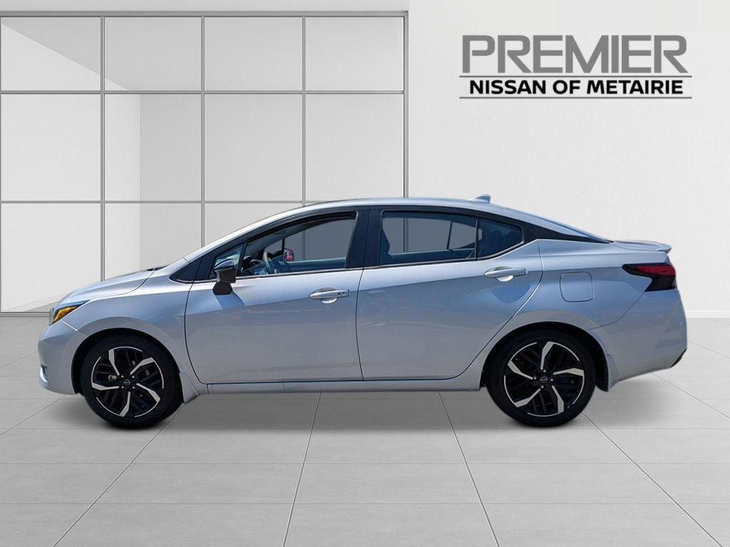 New 2025 Nissan Versa SR w/ Trunk Package image 2