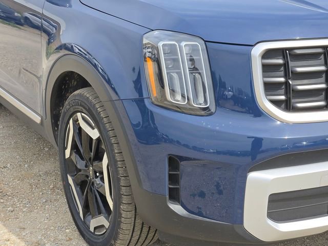 Certified 2024 Kia Telluride S w/ S Sunroof Package image 4