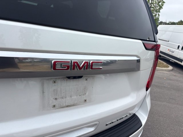 Used 2023 GMC Yukon Denali w/ Advanced Technology Package AWD/4WD image 20