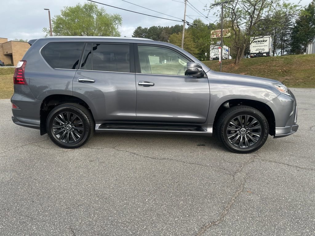Used 2020 Lexus GX 460 Premium image 2