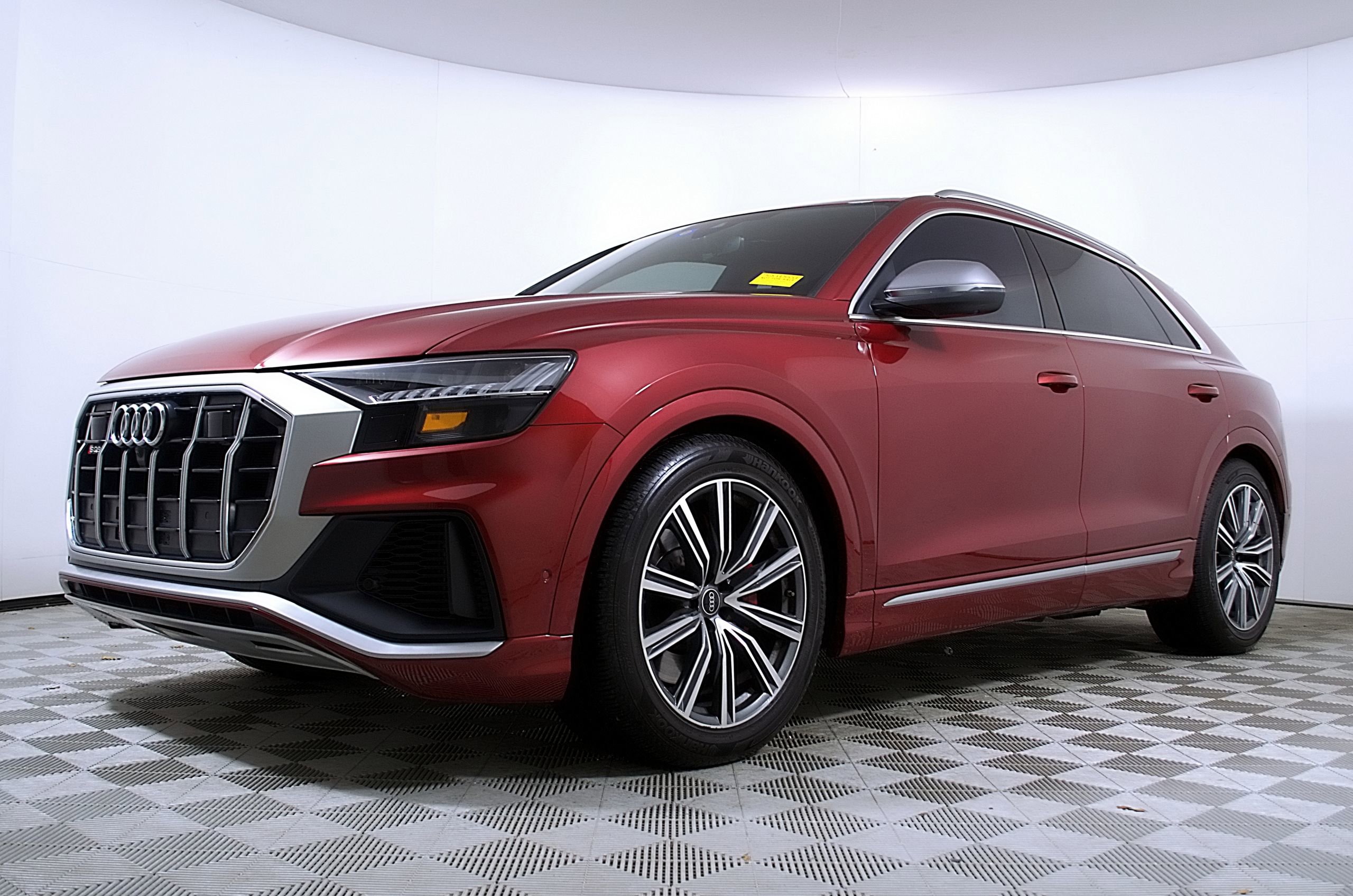 Used 2023 Audi SQ8 Premium Plus video 2