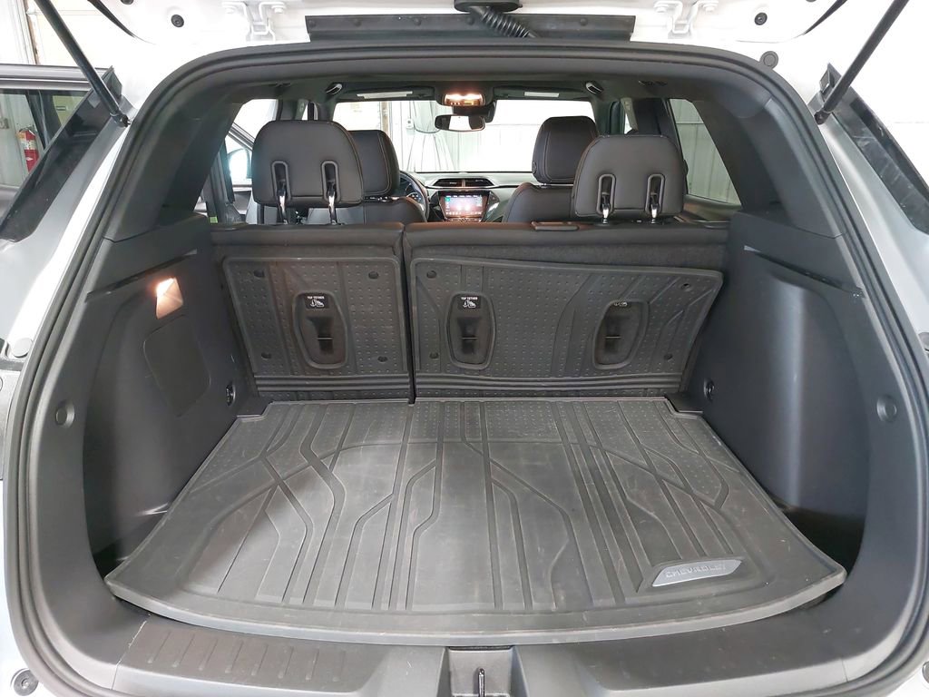 Used 2023 Chevrolet TrailBlazer ACTIV w/ Technology Package image 12