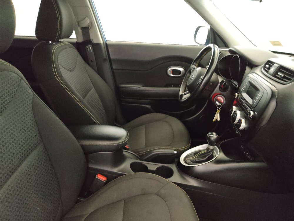 Used 2016 Kia Soul + w/ Designer's Package FWD image 21