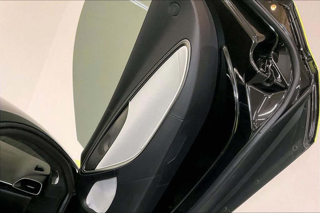 Used 2023 McLaren Artura image 26