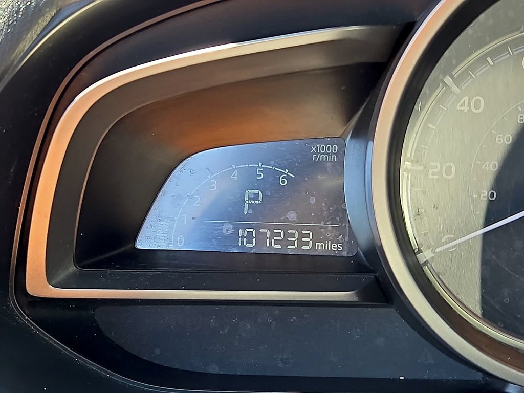 Used 2019 Toyota Yaris LE FWD image 23