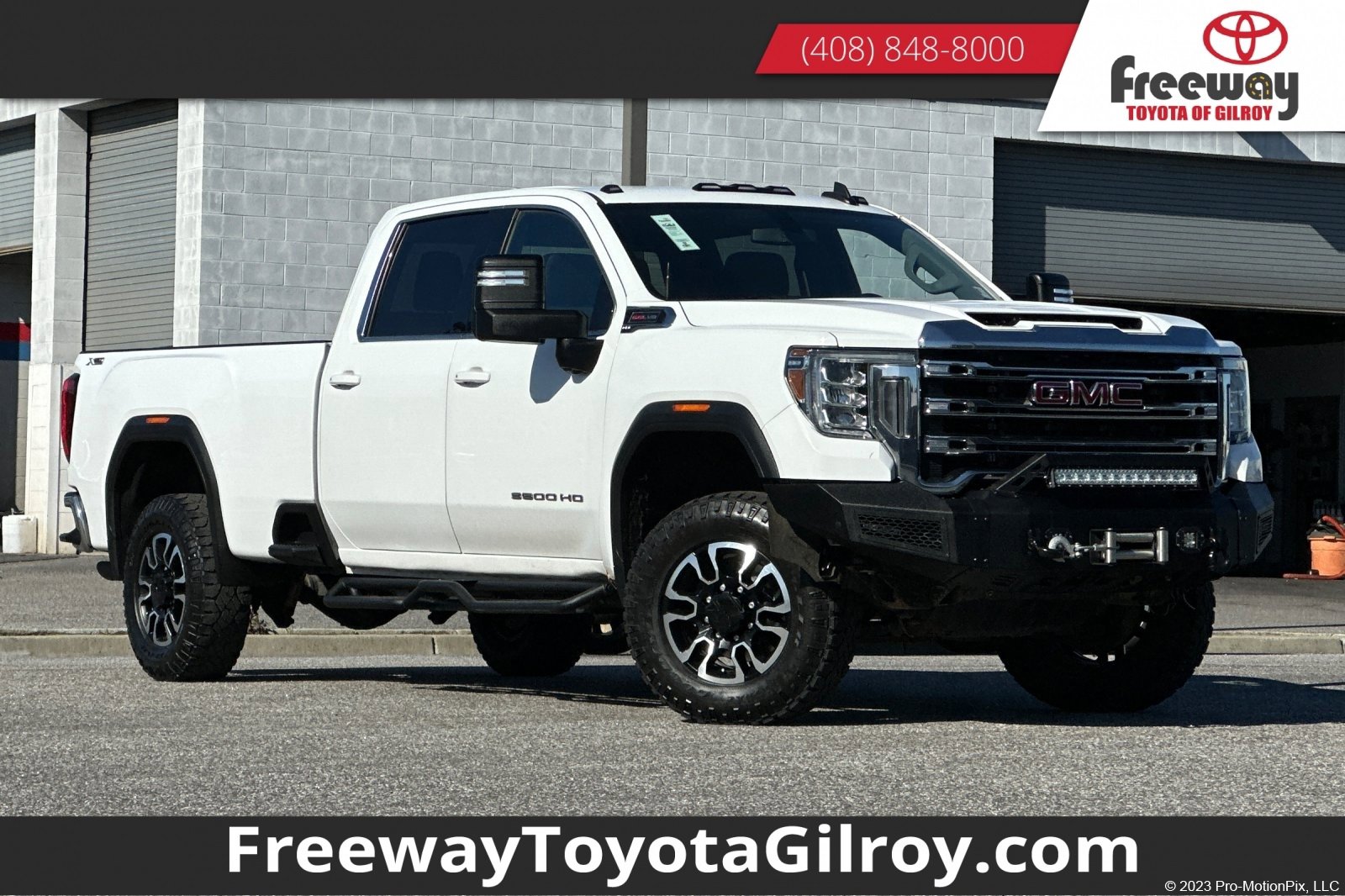 Used 2020 GMC Sierra 3500 SLE image 1