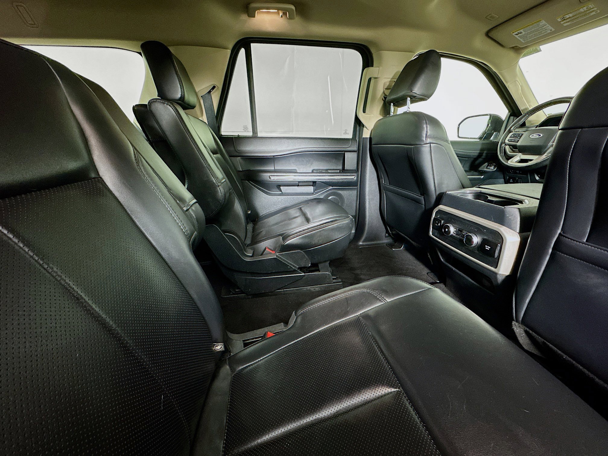 Used 2022 Ford Expedition Max XLT image 45