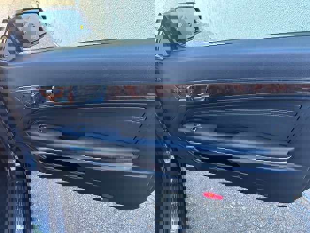 Used 2014 Mercedes-Benz E 350 Coupe image 38