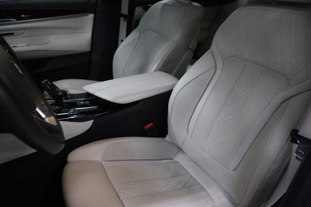 Used 2019 BMW 640i Gran Turismo xDrive w/ Luxury Seating Package AWD/4WD image 11