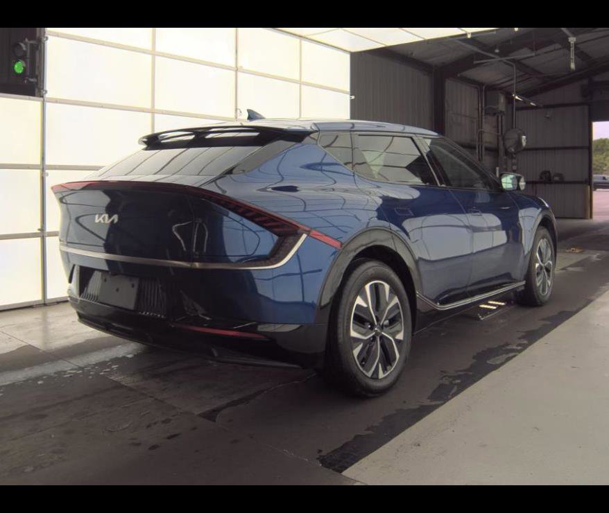 Used 2024 Kia EV6 Wind image 9