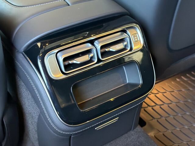 Certified 2025 Mercedes-Benz S 580 4MATIC Sedan image 16