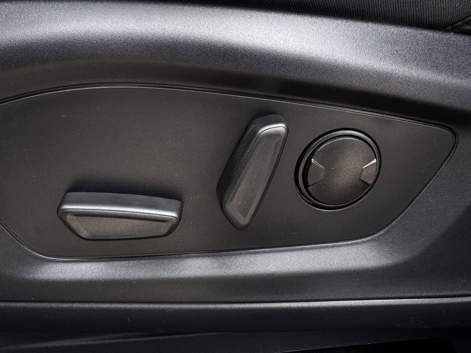 New 2026 Ford Explorer Active image 22