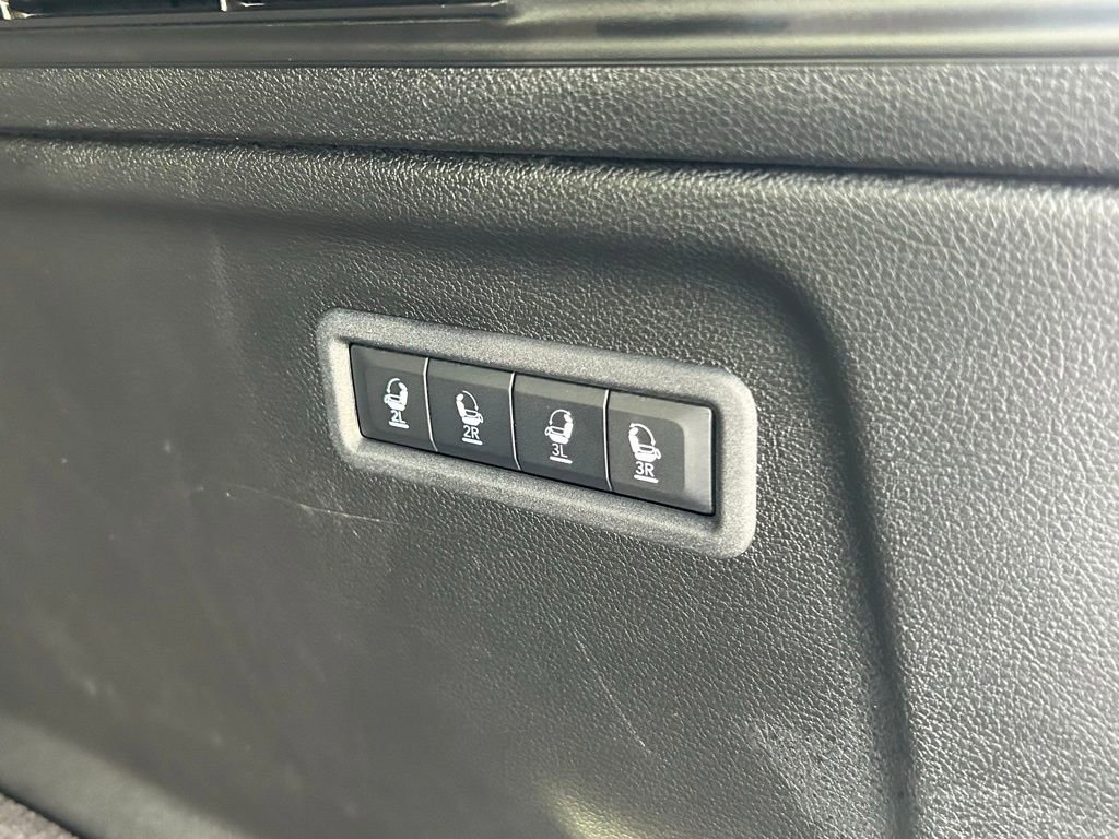 Certified 2024 Jeep Wagoneer L Base image 45