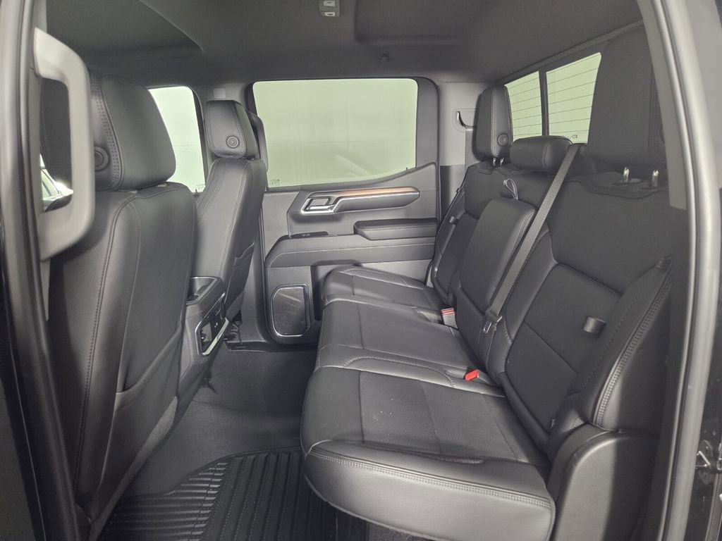 Used 2024 GMC Sierra 1500 Denali w/ Technology Package RWD image 25
