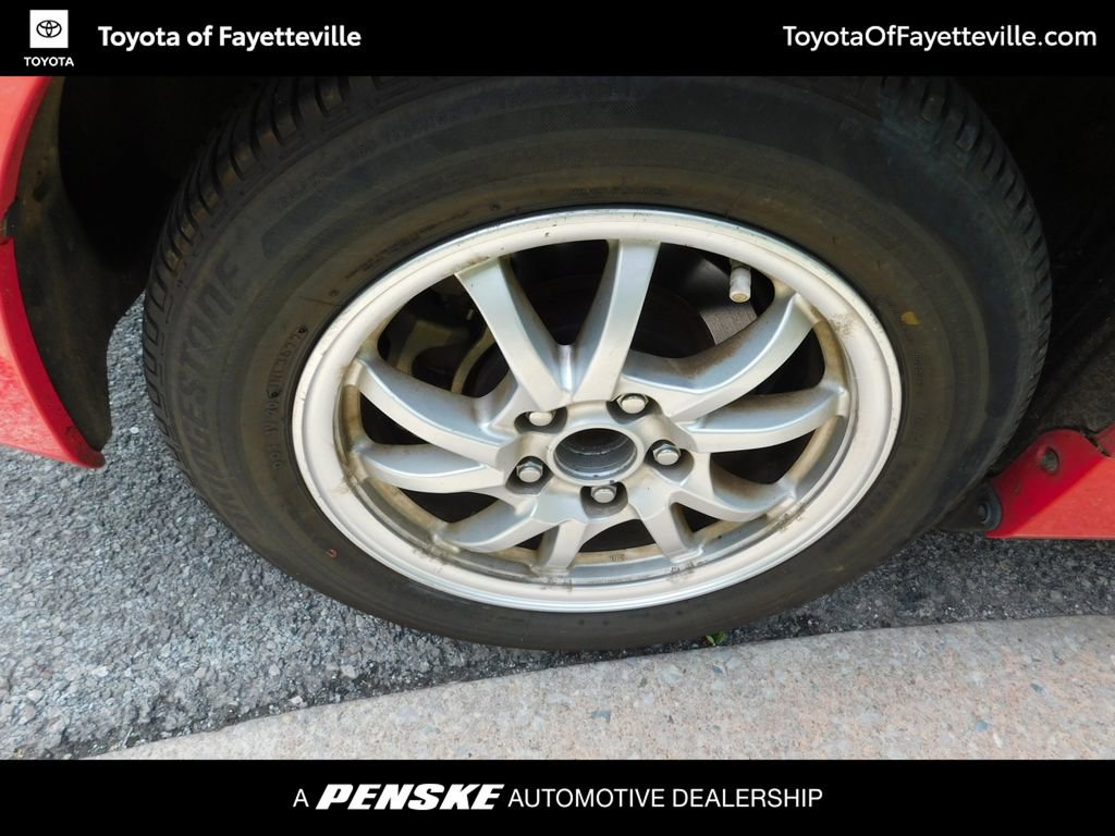 Used 2017 Toyota Prius V Two image 7