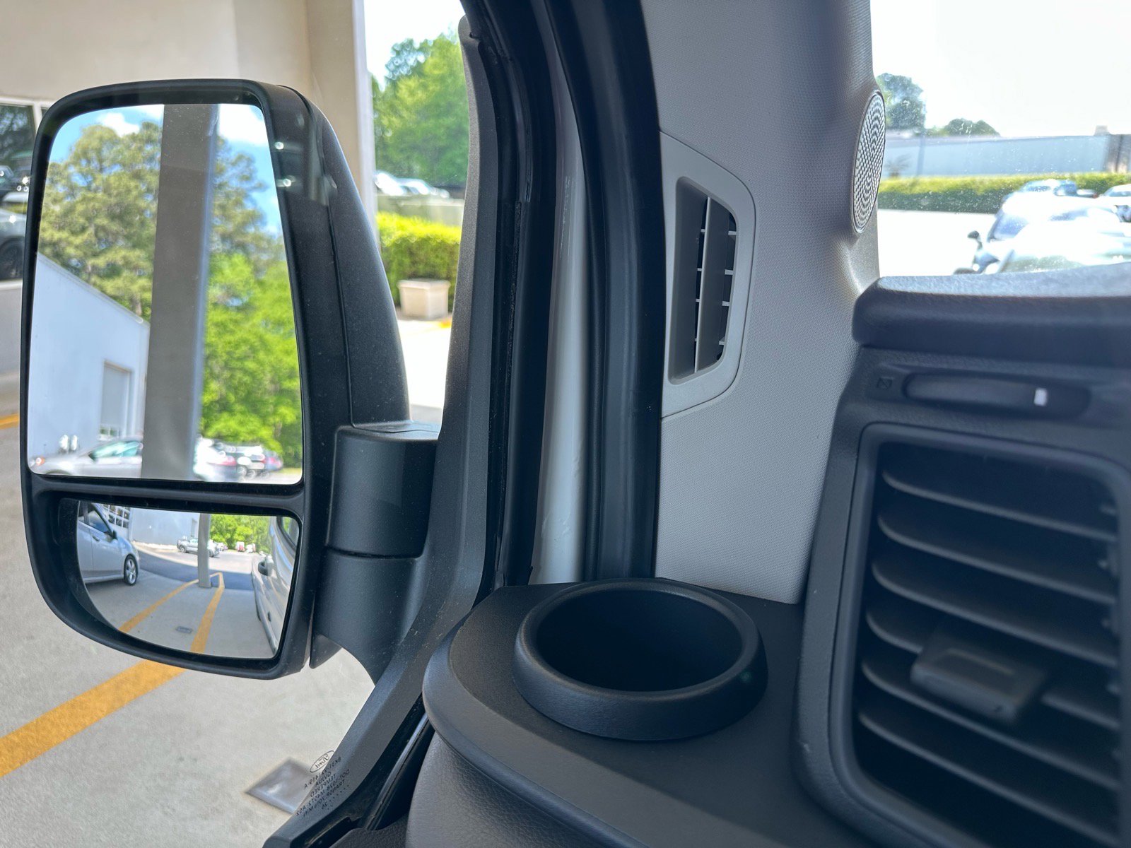 New 2026 Ford Transit 250 148 Medium Roof image 33