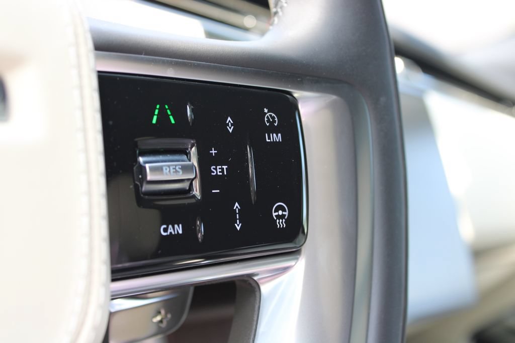 New 2026 Land Rover Range Rover SE AWD/4WD image 13