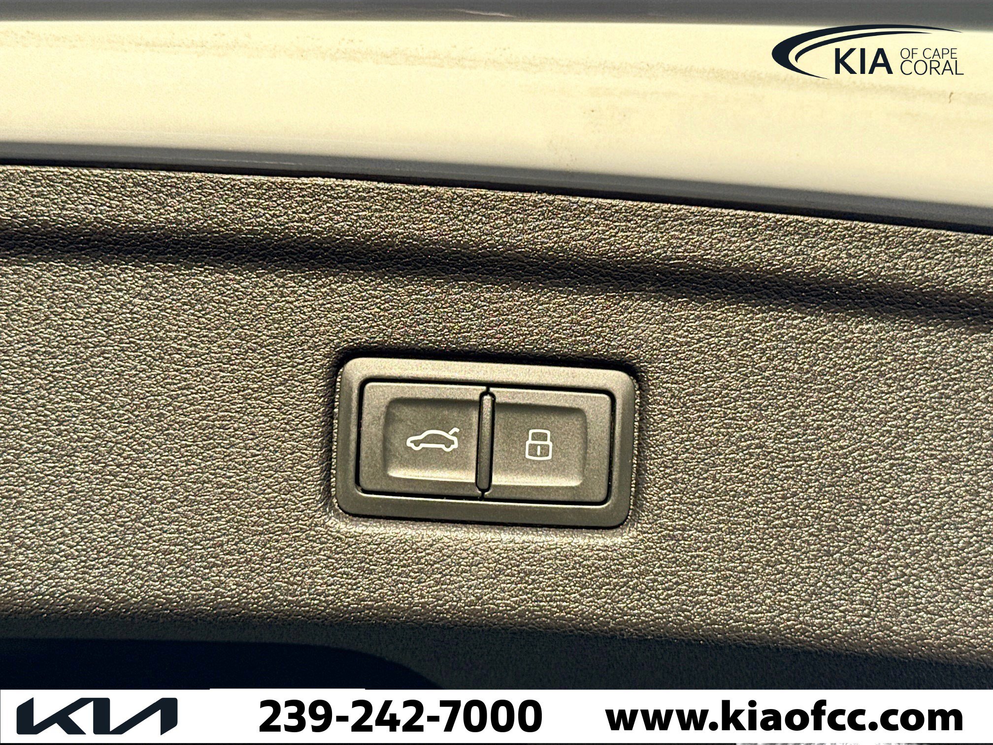 Used 2022 Audi A5 2.0T Premium image 13