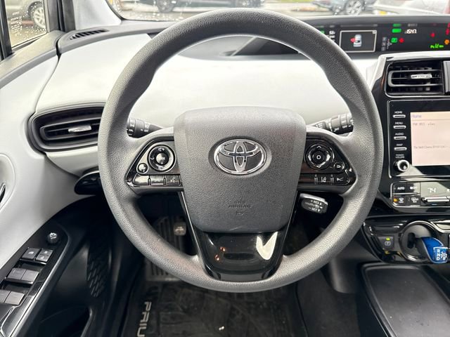 Used 2020 Toyota Prius LE image 30