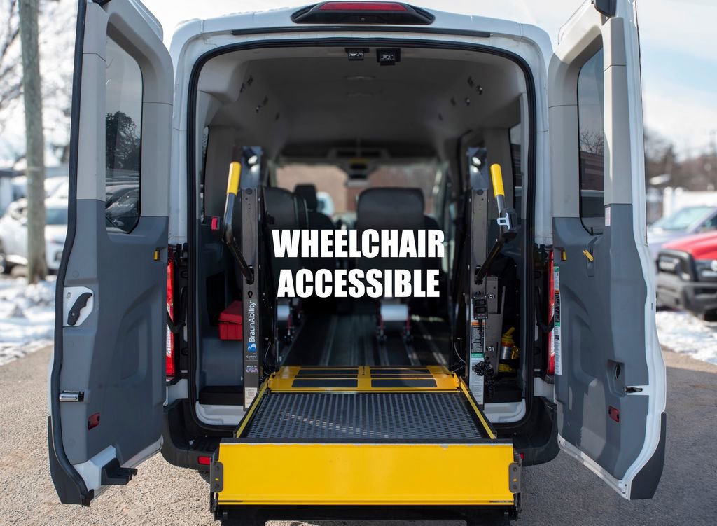 Used 2018 Ford Transit 150 XL image 1