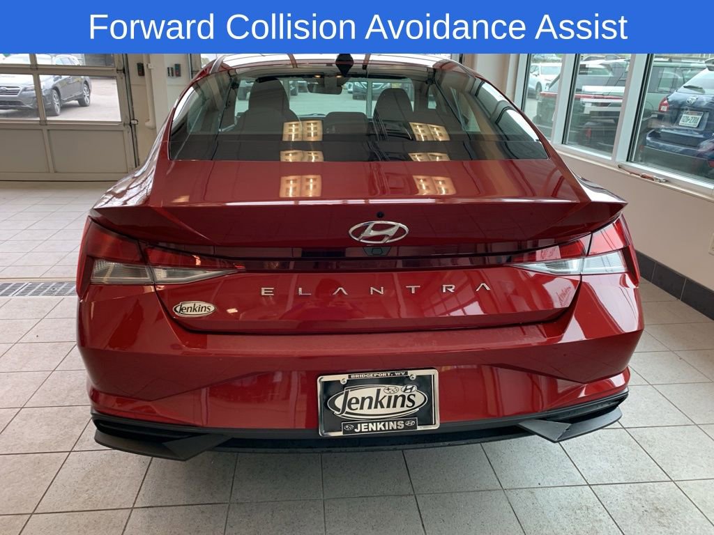 Used 2023 Hyundai Elantra SEL w/ Convenience Package image 14