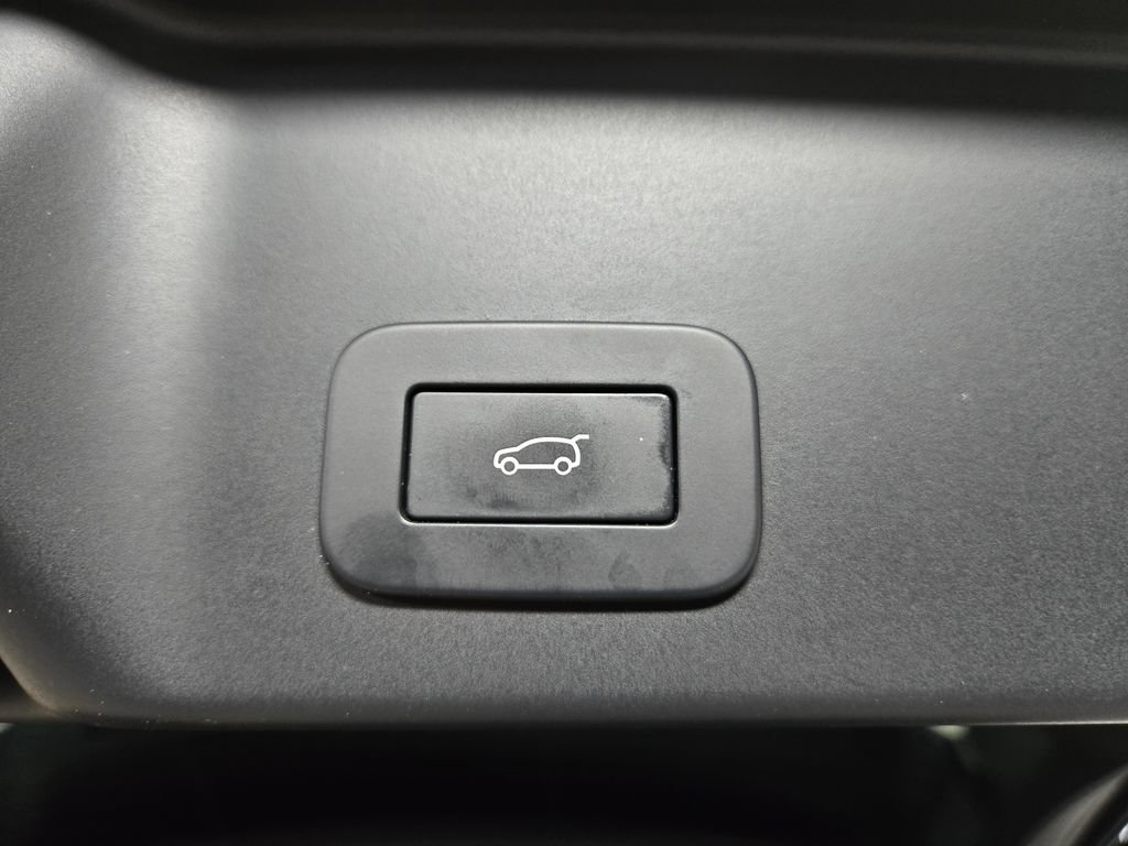 Used 2023 Land Rover Range Rover Evoque SE AWD/4WD image 47