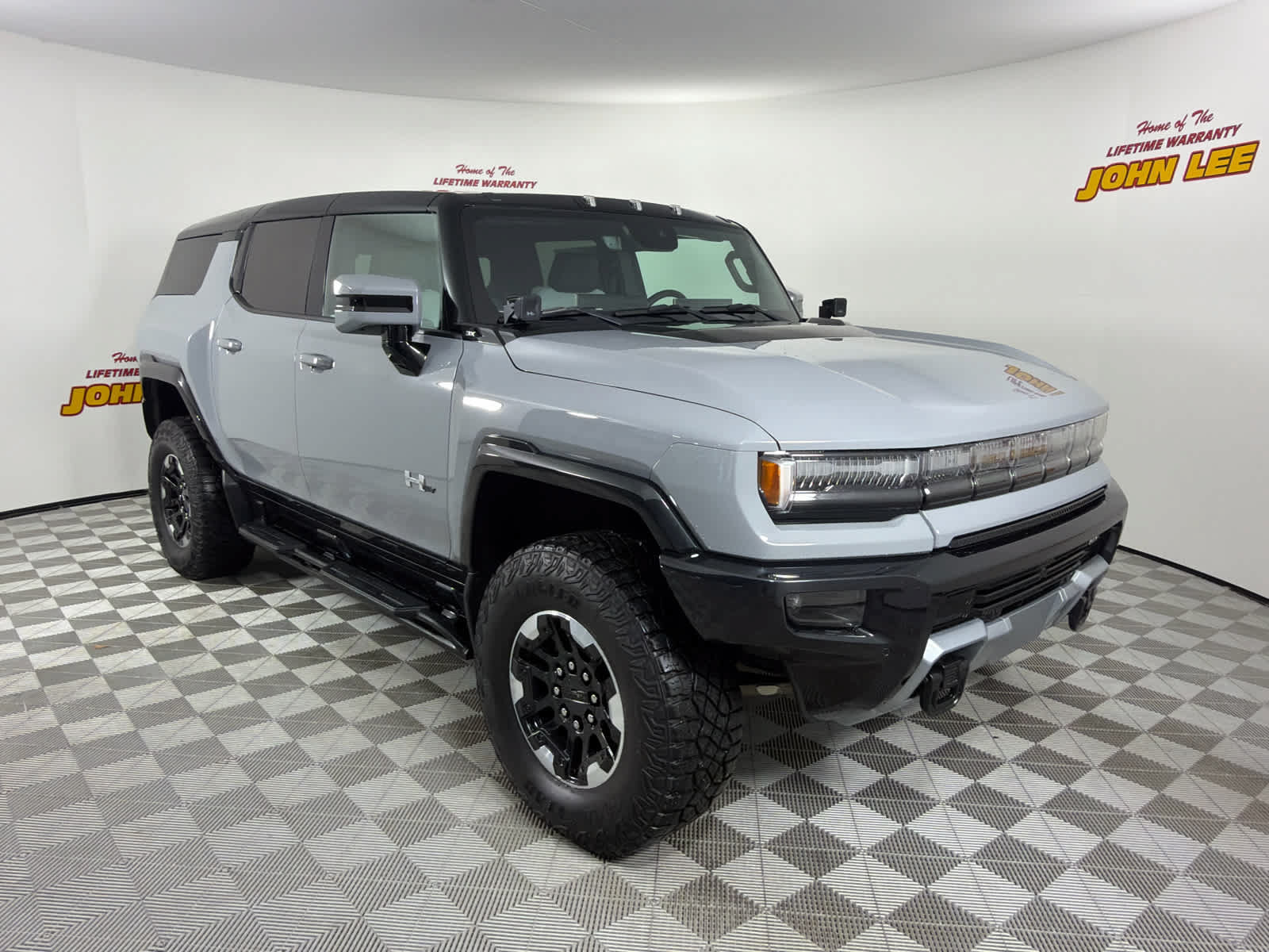 Used 2025 GMC Hummer EV 3X w/ Extreme Off-Road Package AWD/4WD image 8
