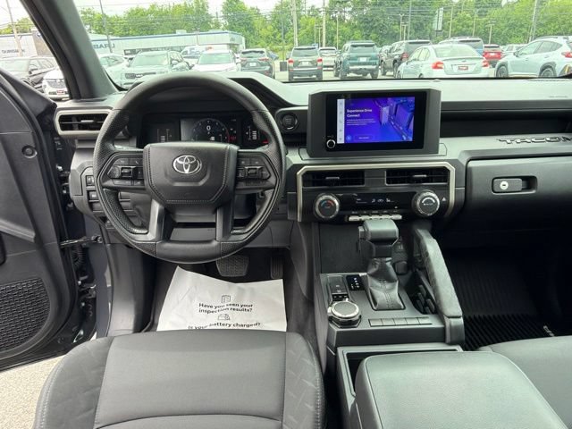 Used 2025 Toyota Tacoma SR w/ SR Upgrade Package AWD/4WD image 16