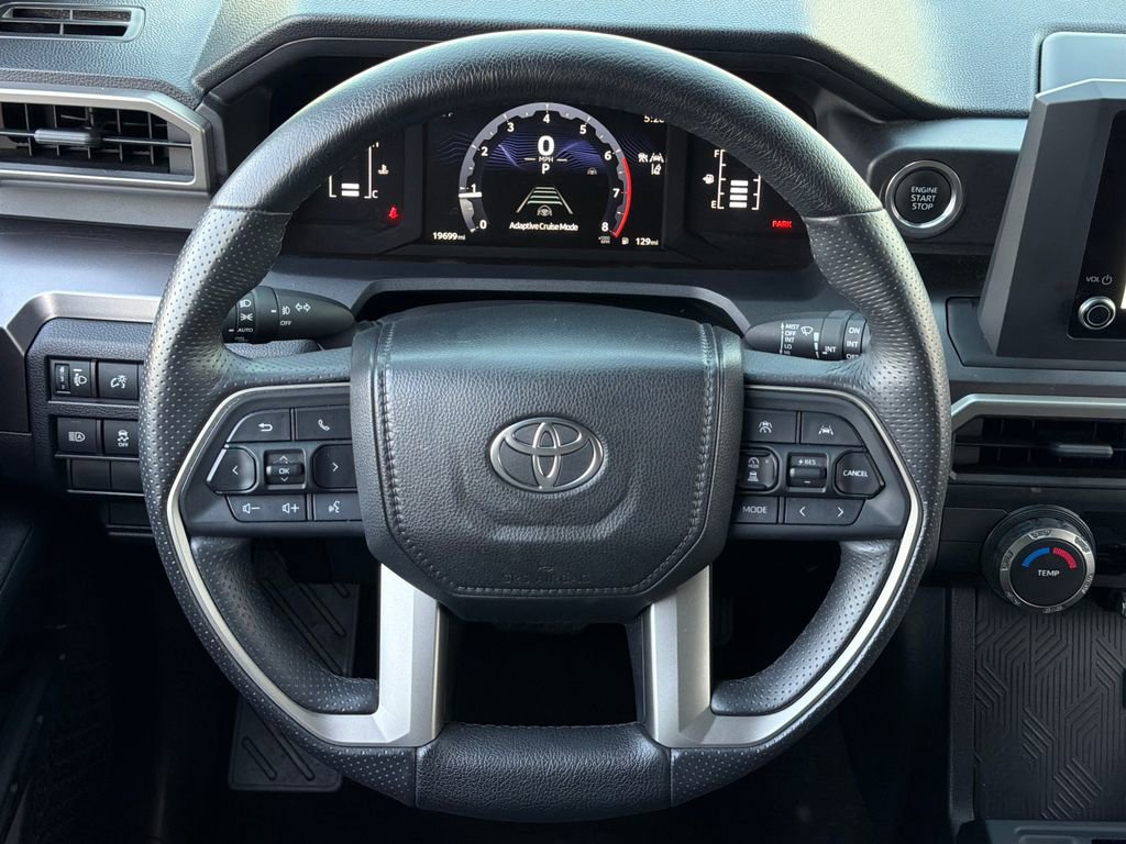 Used 2025 Toyota 4Runner SR5 image 4