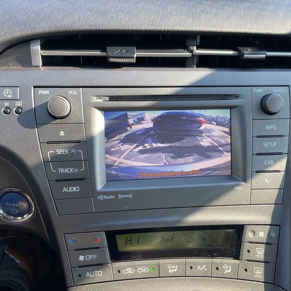 Used 2014 Toyota Prius Three w/ Solar Roof Package image 24
