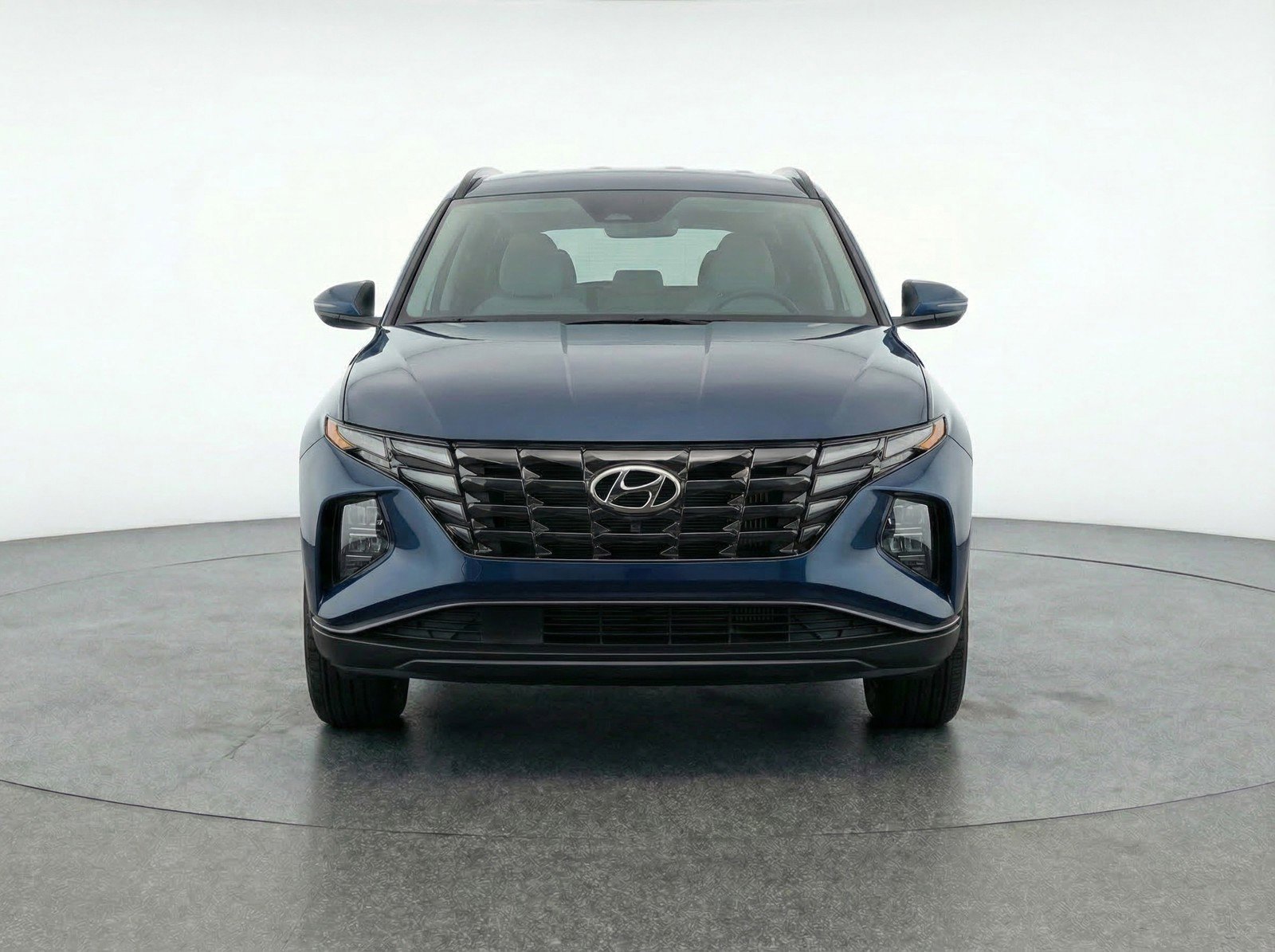 Used 2025 Hyundai Tucson SEL FWD image 2