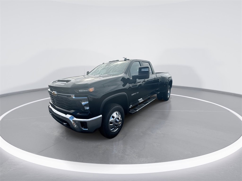 New 2026 Chevrolet Silverado 3500 LT w/ All Star Edition image 4