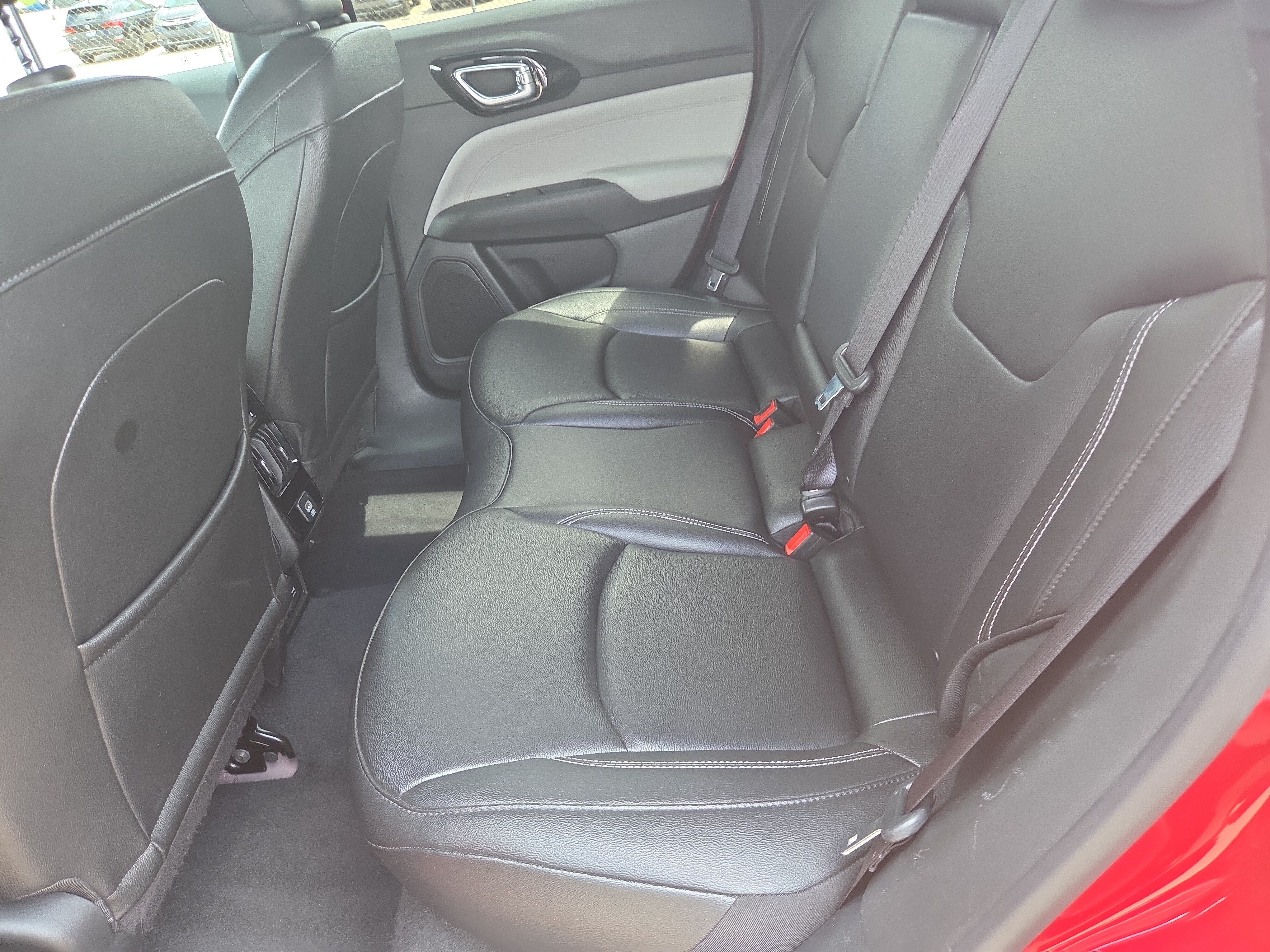 Used 2025 Jeep Compass Limited AWD/4WD image 7