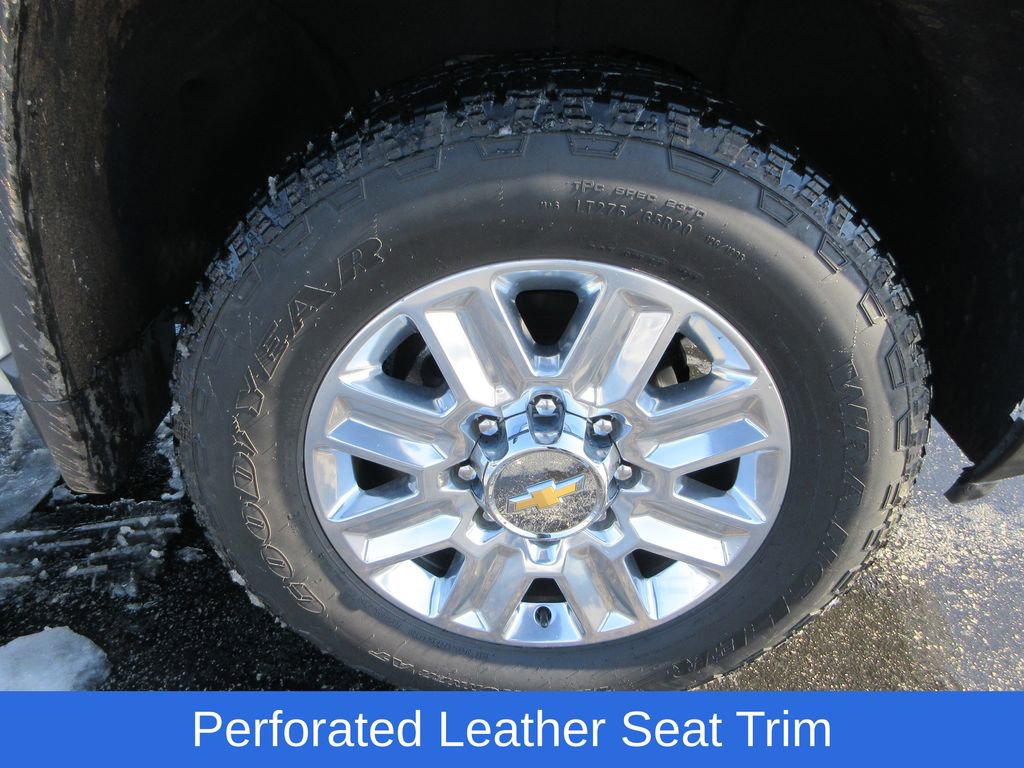 Certified 2025 Chevrolet Silverado 2500 High Country w/ Technology Package image 9