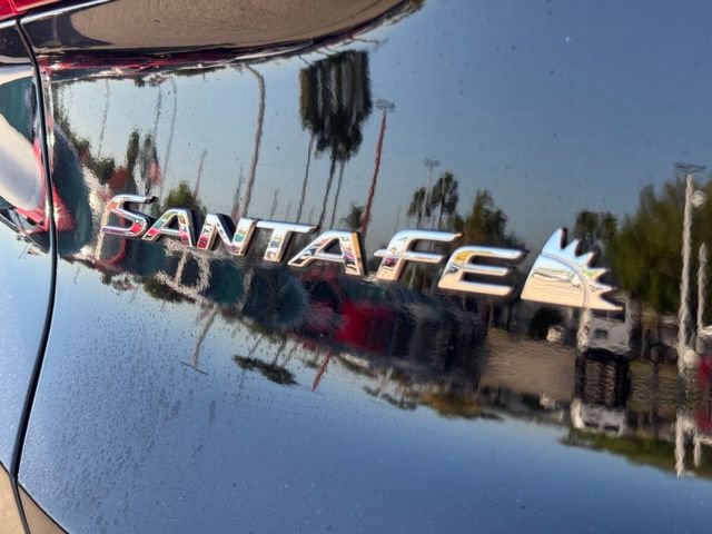 Used 2023 Hyundai Santa Fe SEL w/ Premium Package image 8