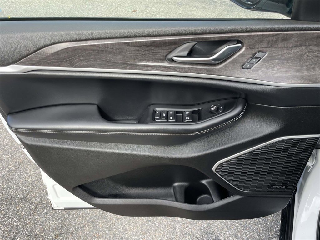 Used 2022 Jeep Grand Cherokee Limited 4xe image 80