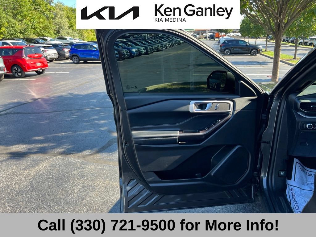 Used 2020 Ford Explorer XLT w/ Equipment Group 202A RWD image 23