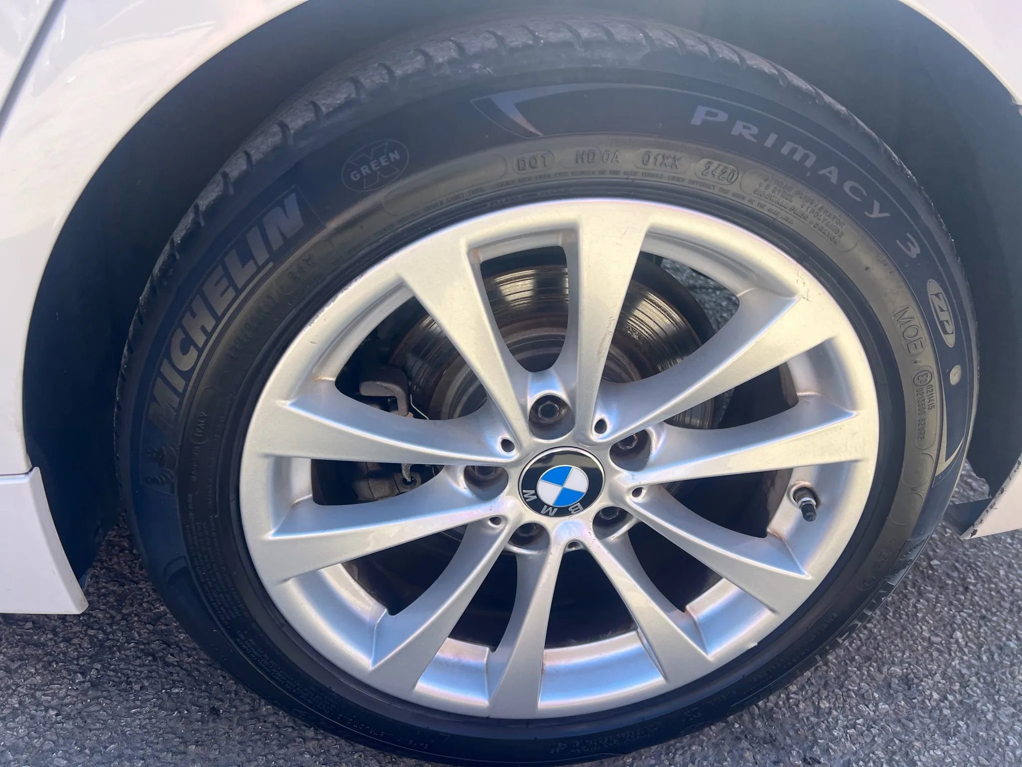Used 2018 BMW 320i Sedan image 14