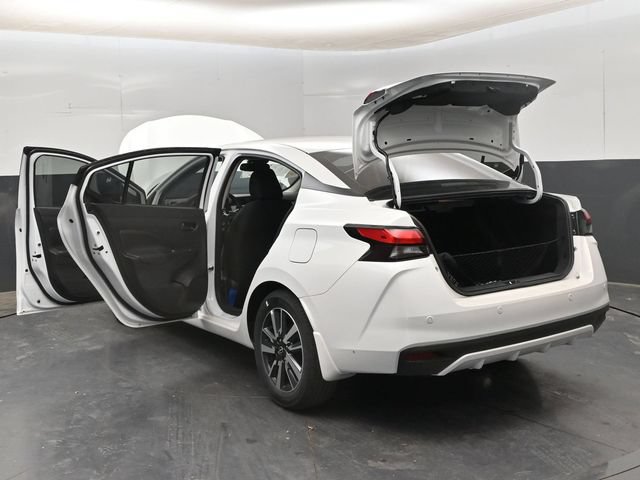 New 2025 Nissan Versa SV w/ Trunk Package FWD image 26