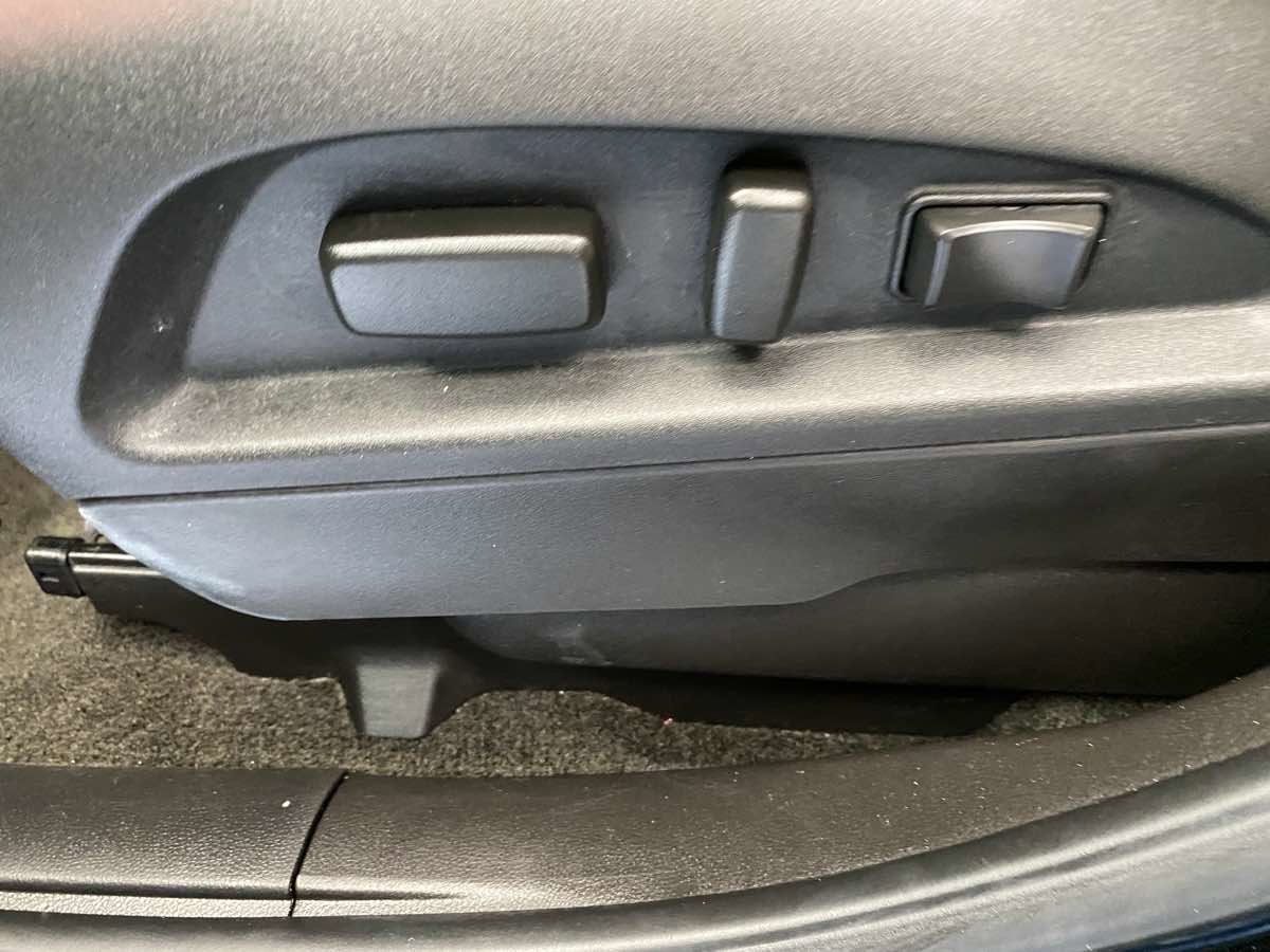 Used 2011 Chevrolet Equinox LT image 18