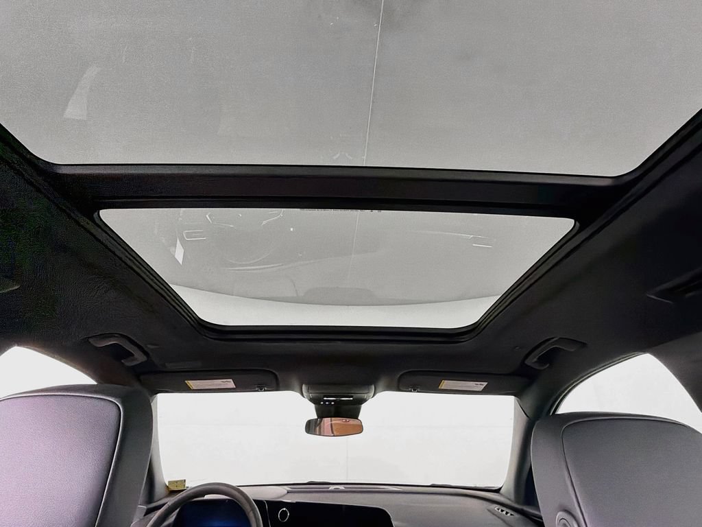 New 2027 Chevrolet Traverse Z71 w/ LPO, Floor Liner Package AWD/4WD image 14