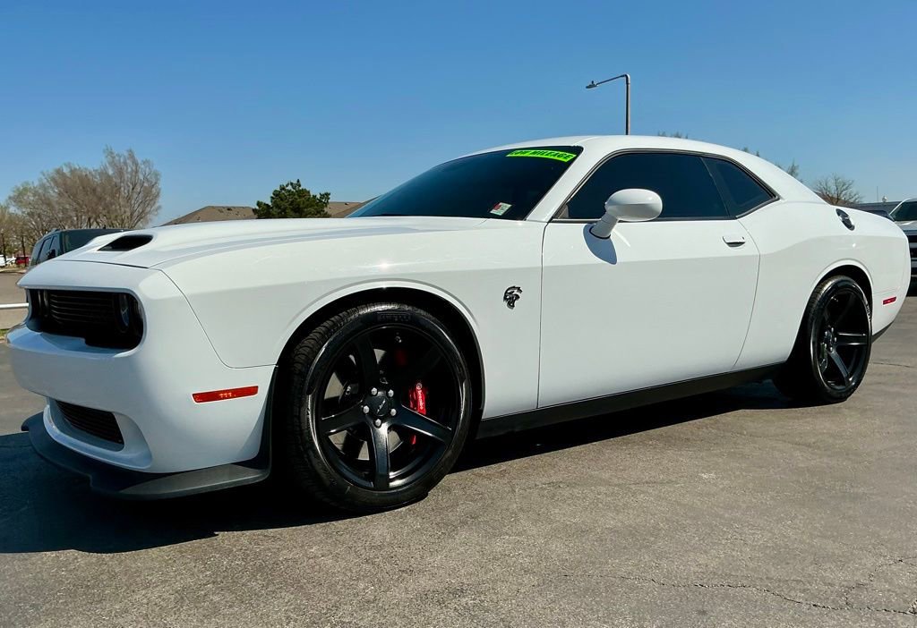 Used 2019 Dodge Challenger SRT Hellcat Redeye image 9