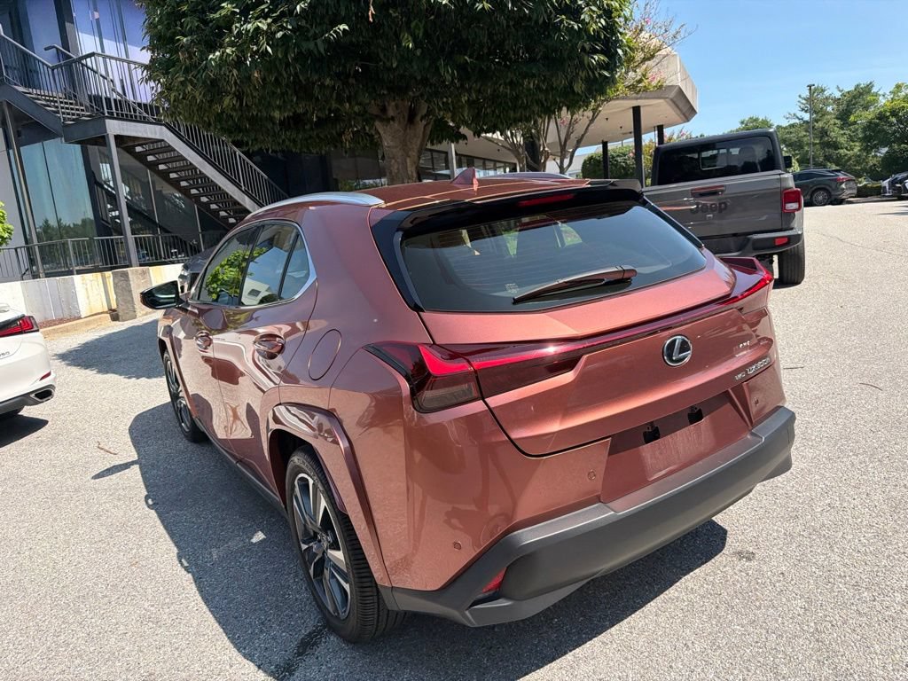 Certified 2025 Lexus UX 300h AWD w/ Accessory Package (Z1) image 23