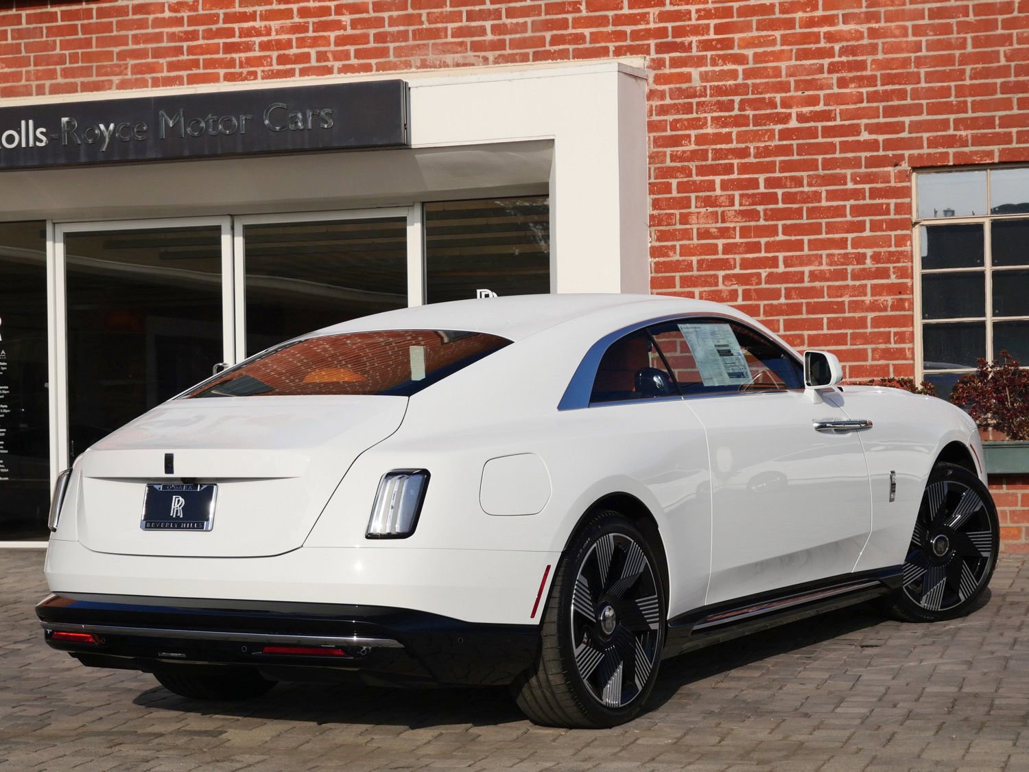 Certified 2024 Rolls-Royce Spectre image 2