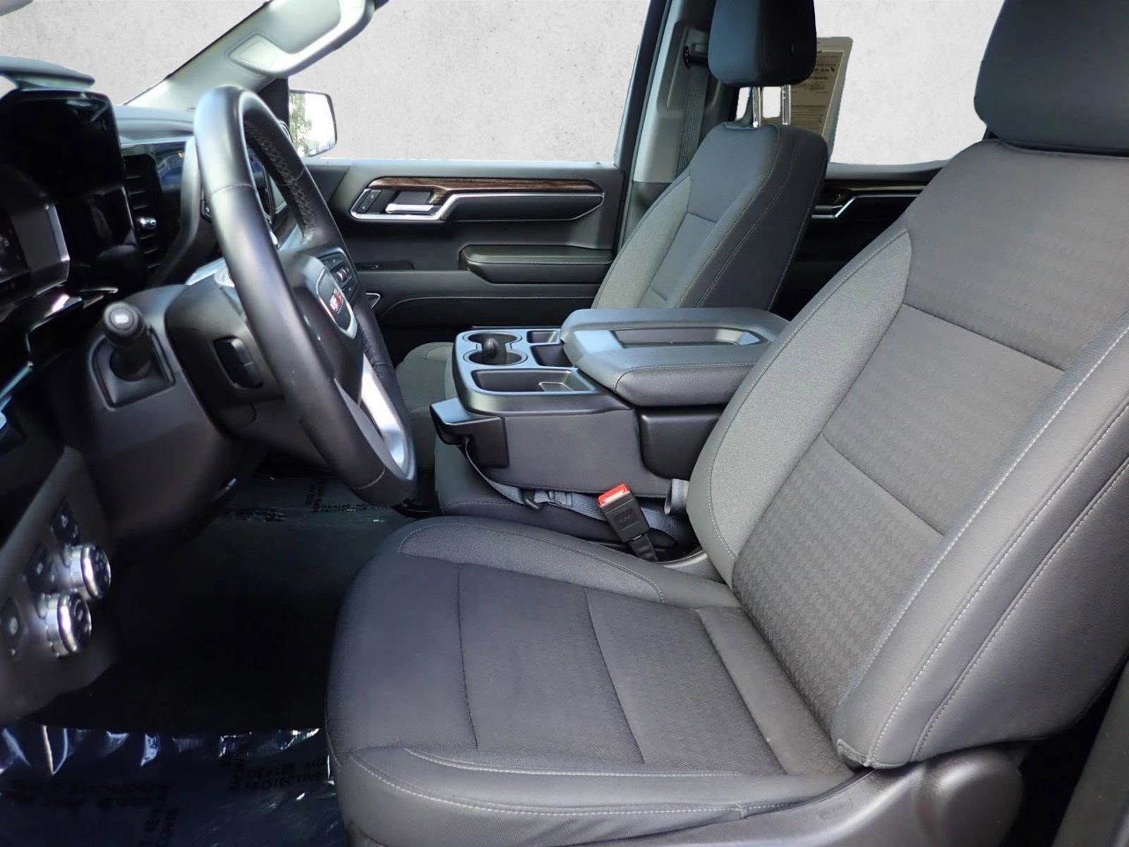 Used 2024 GMC Sierra 1500 Elevation AWD/4WD image 10