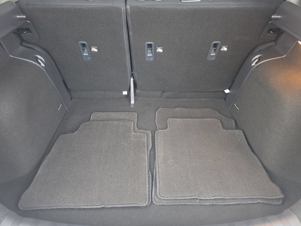 Certified 2024 Nissan Kicks SR FWD image 15